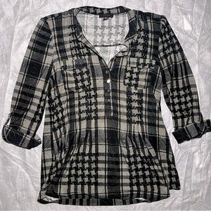 Plaid 3/4 sleeve blouse